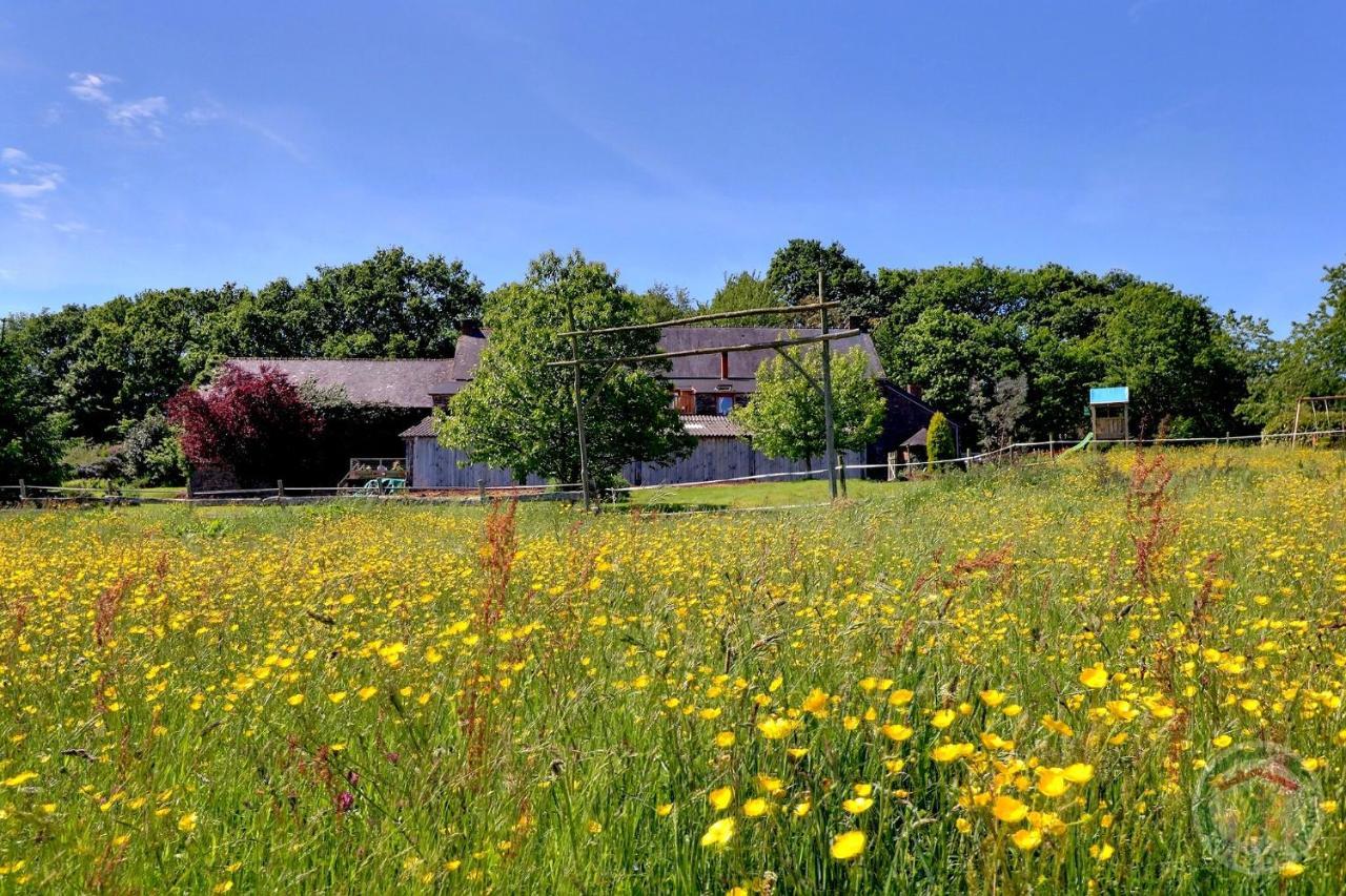 Les Bouyeres Bed & Breakfast Saint-Malon-sur-Mel Eksteriør bilde