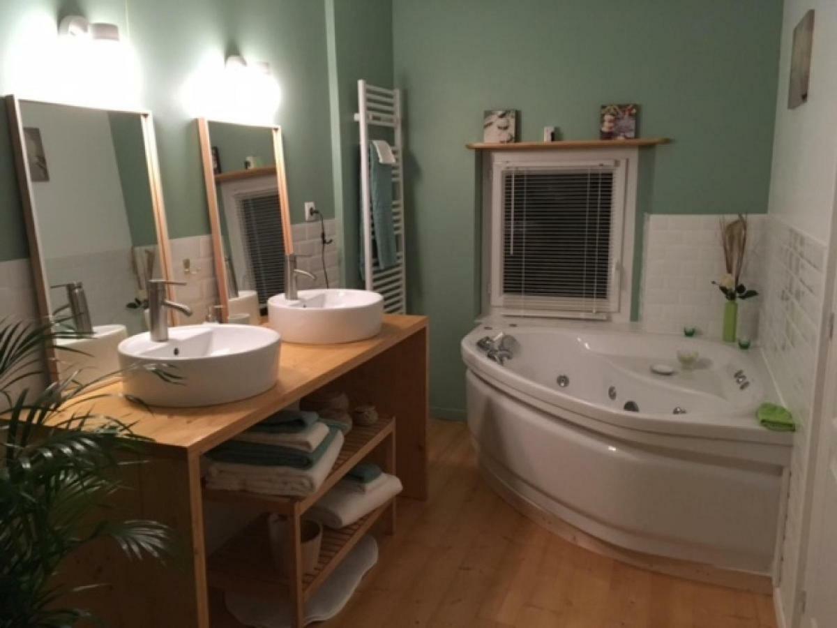 Les Bouyeres Bed & Breakfast Saint-Malon-sur-Mel Eksteriør bilde