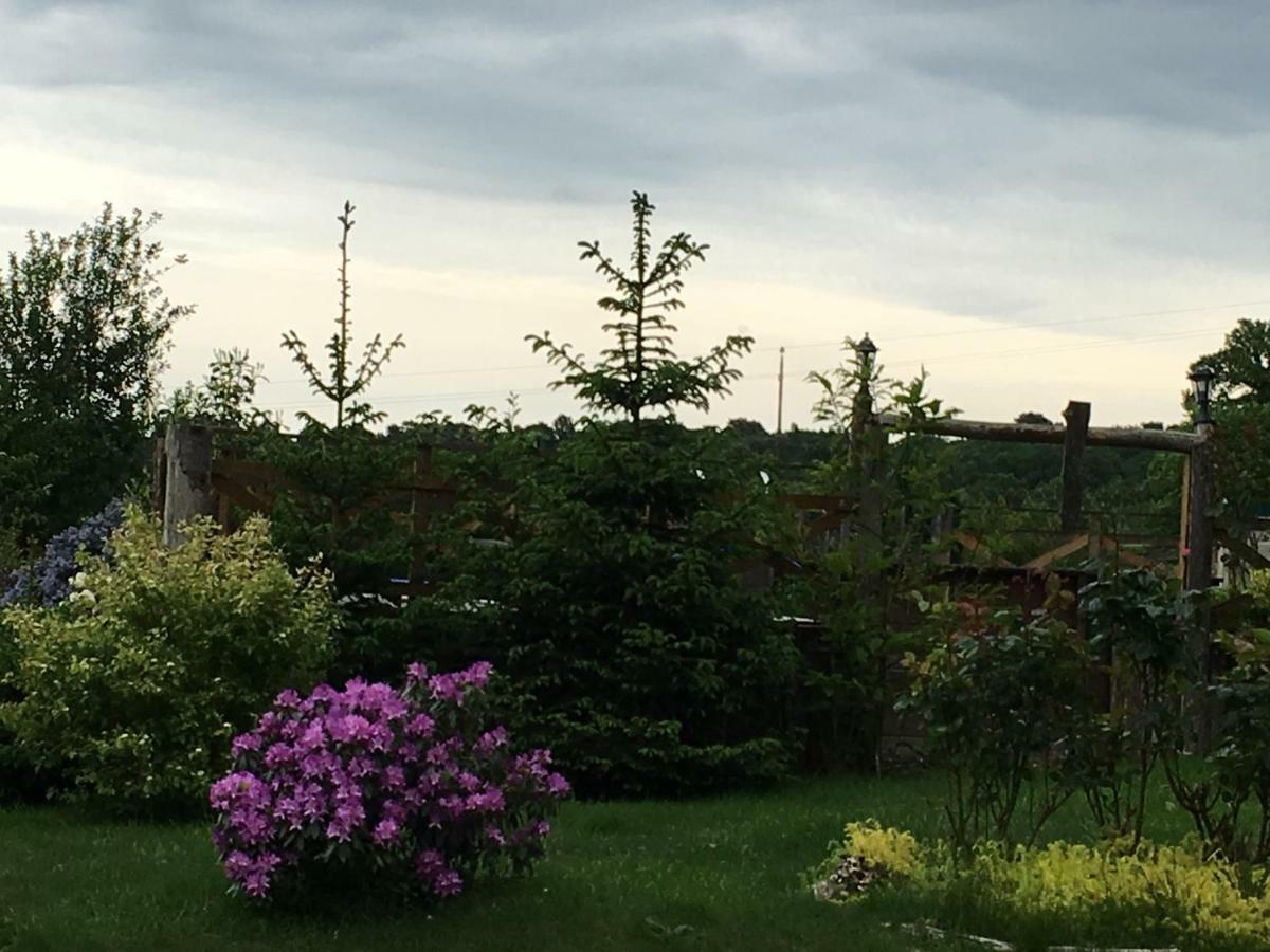 Les Bouyeres Bed & Breakfast Saint-Malon-sur-Mel Eksteriør bilde